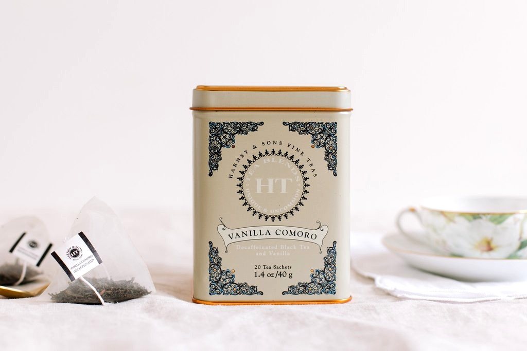 Lata de té Harney & Sons con tazas