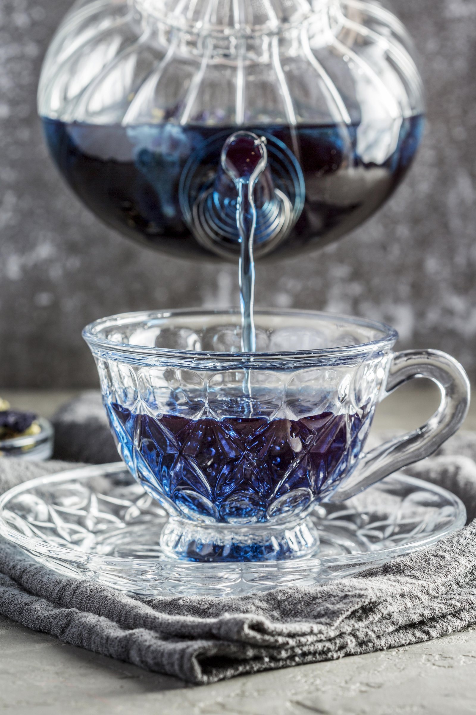 Taza de té azul